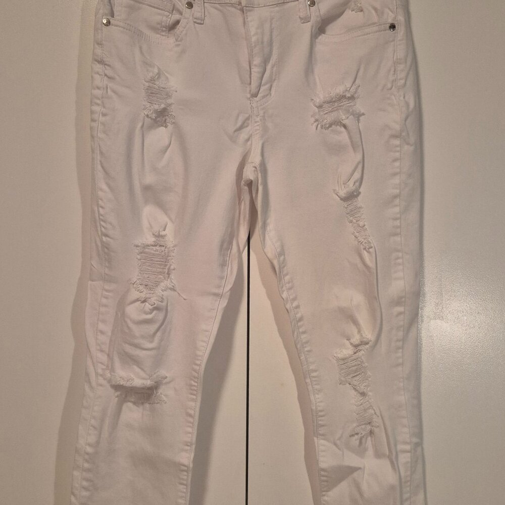 Venus White Distressed Jeans 8